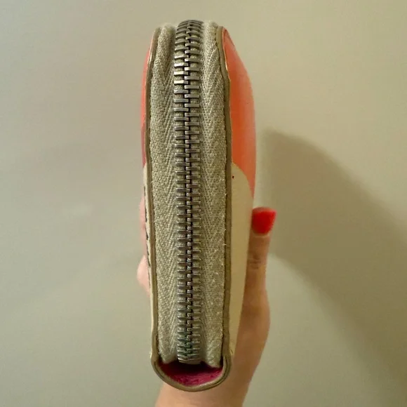 *Rare* Fendi Monster Long Wallet - Picture 5 of 10